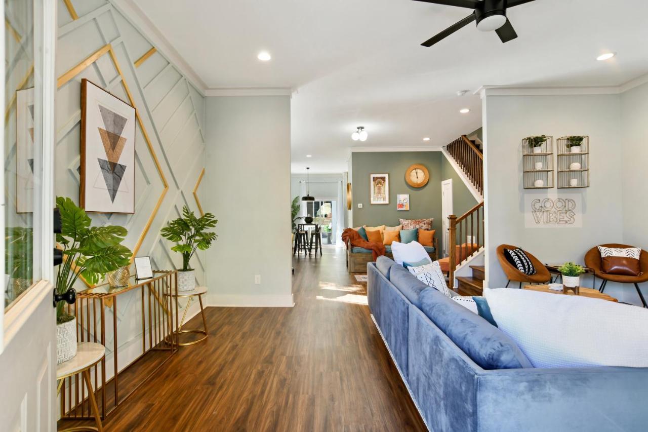 Sun Lit Modern Home With Good Vibes And Lots Of Coffee - Designedbydom Atlanta Exterior photo